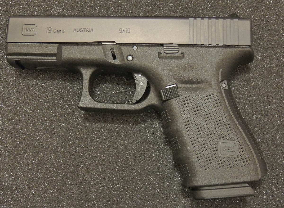 Glock G19 (model photo)