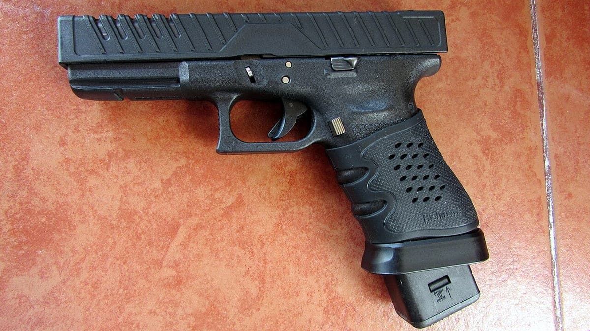 Glock G22 (model photo)