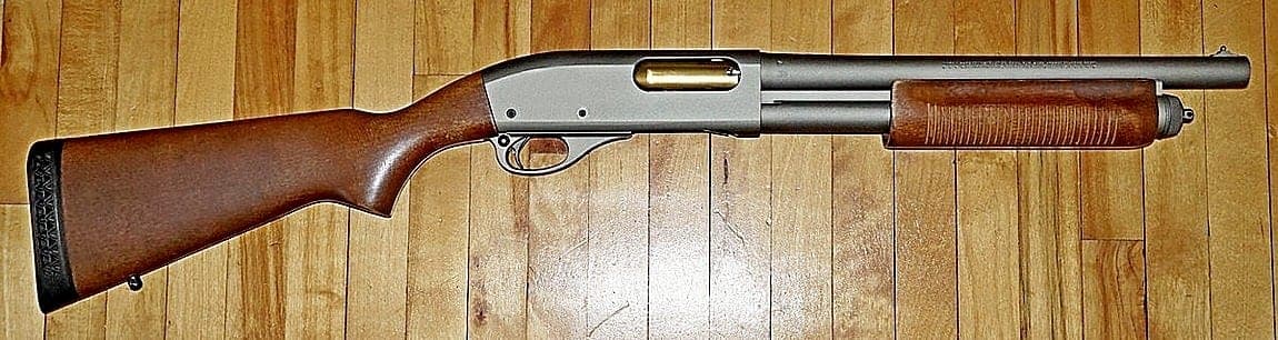 Remington 870 (model photo)