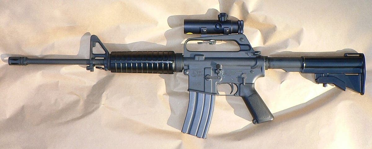 Colt AR-15 (model photo)
