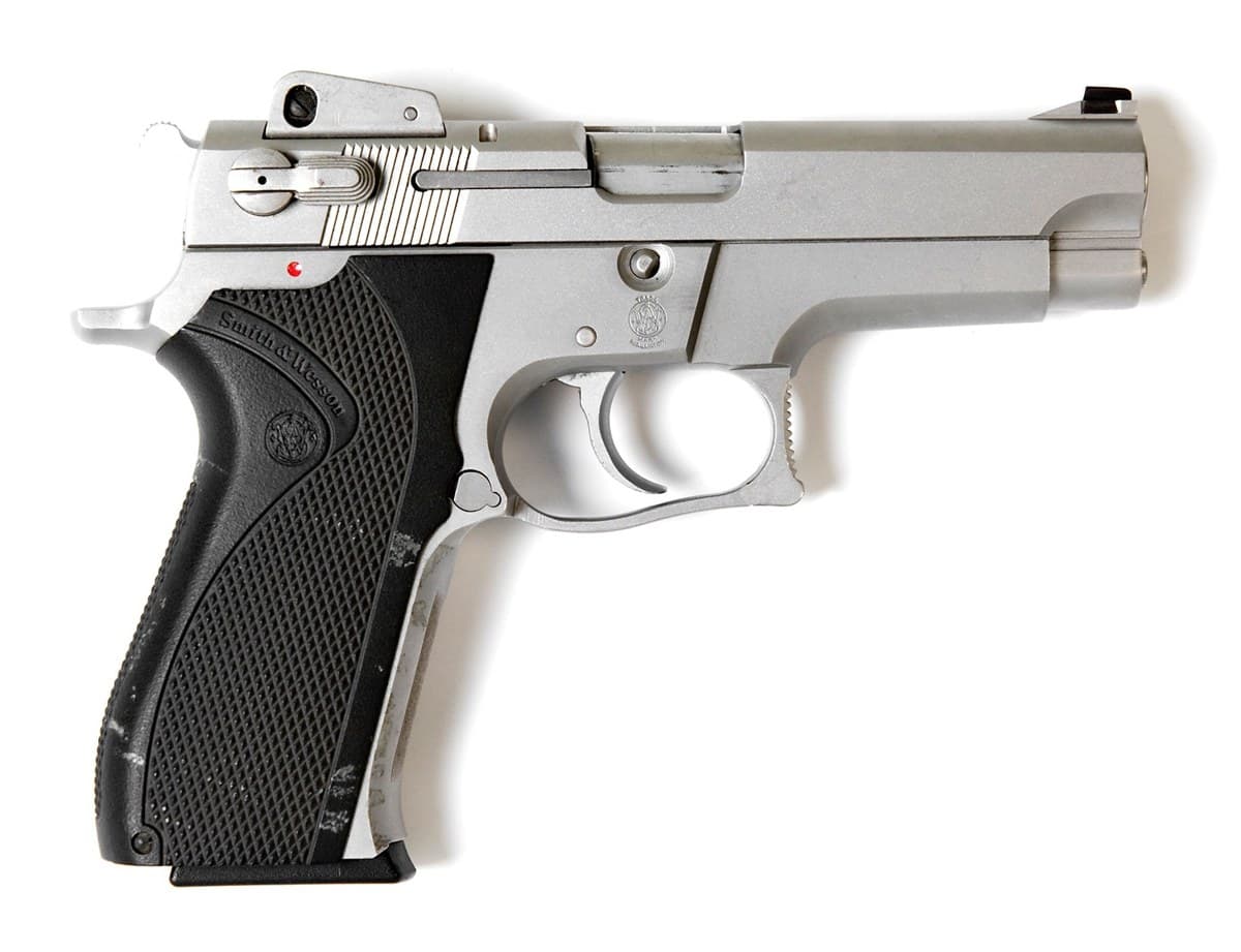 Smith & Wesson Model 5904 (model photo)