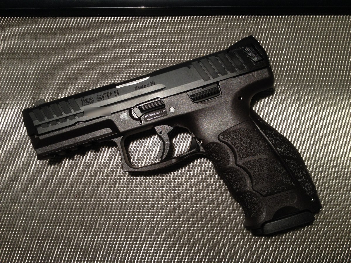 Heckler & Koch SFP9 (model photo)